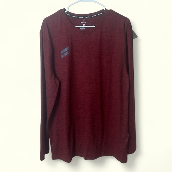 Hurley NEW men's deep red moisture wicking active long sleeve top size Large - Picture 1 of 7